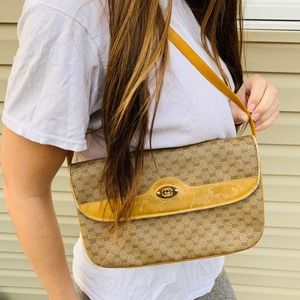Authentic Gucci vintage purse